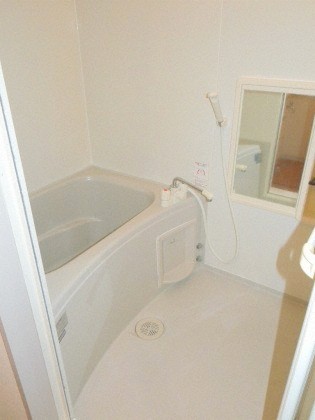 バス・シャワールーム　きれいなお風呂で快適バスタイム♪