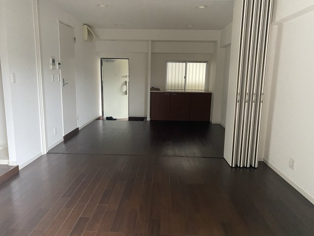 居室・リビング　ゆったりとした居間です