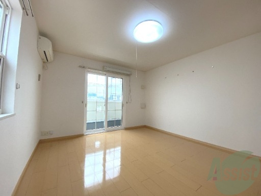 居室・リビング　広々としたリビングで快適に過ごせそうです。