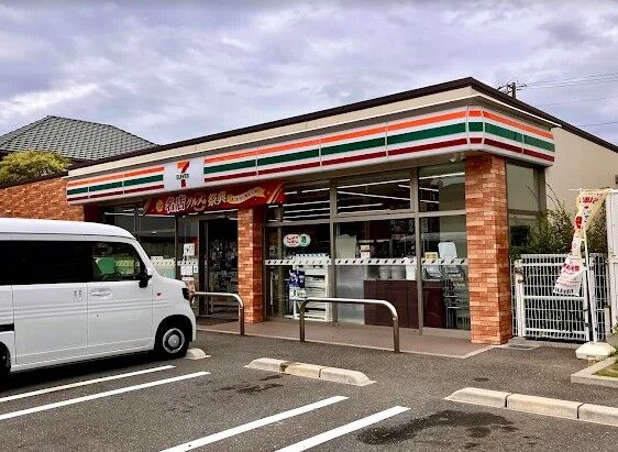 コンビニ　セブンイレブン堺出島町5丁店（コンビニ）まで73m