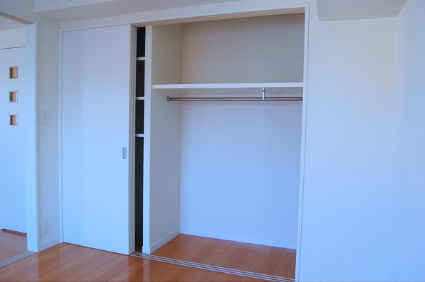 収納　クローゼット