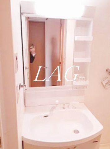 洗面設備　洗面台です。