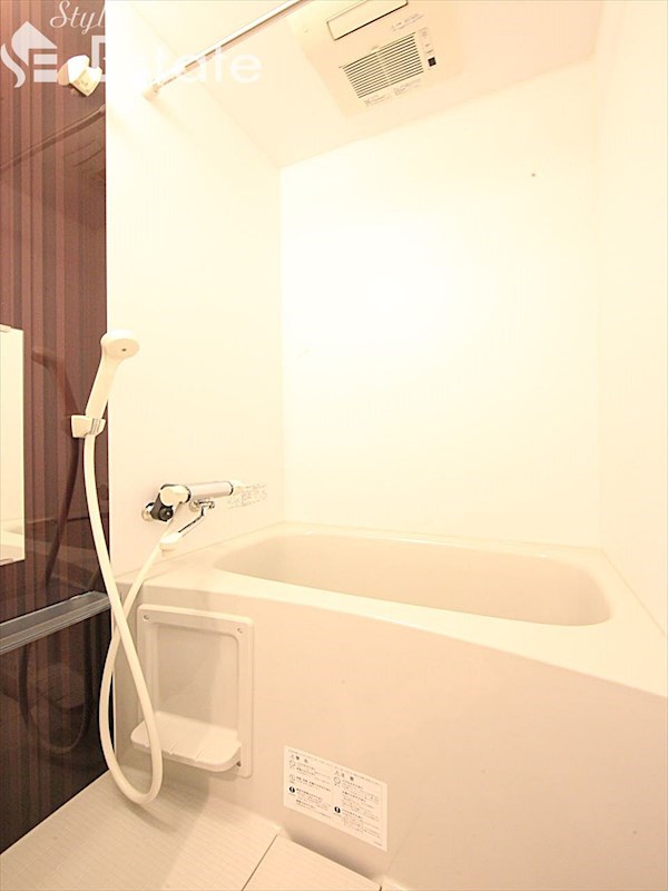 バス・シャワールーム　バスルーム