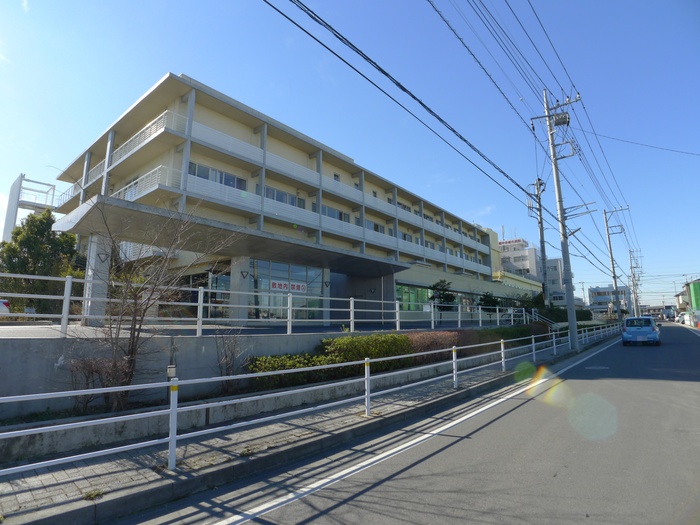 病院　三郷中央総合病院（病院）まで600m