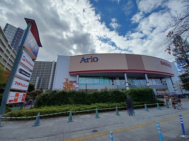 ショッピングセンター　アリオ西新井（ショッピングセンター）まで700m