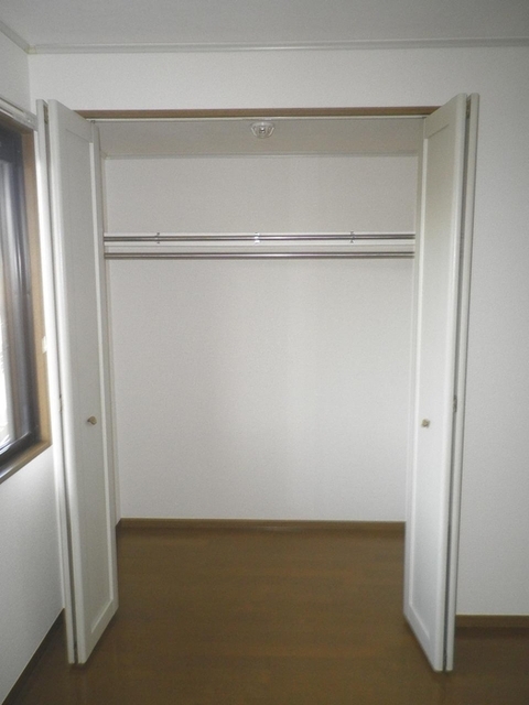 収納　洋室収納