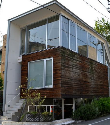 飲食店　adito（飲食店）まで1219m