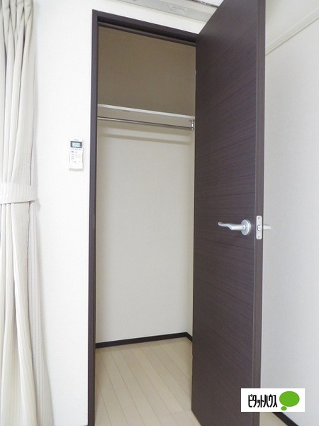 収納　クローゼット