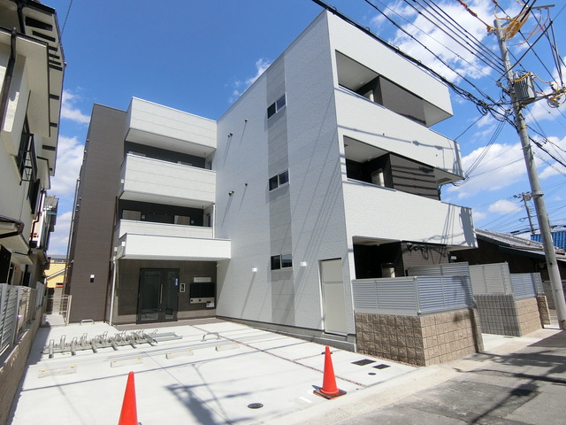 建物外観　落ち着いた外観