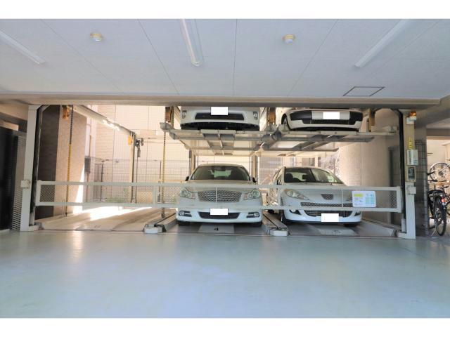 駐車場　駐車場