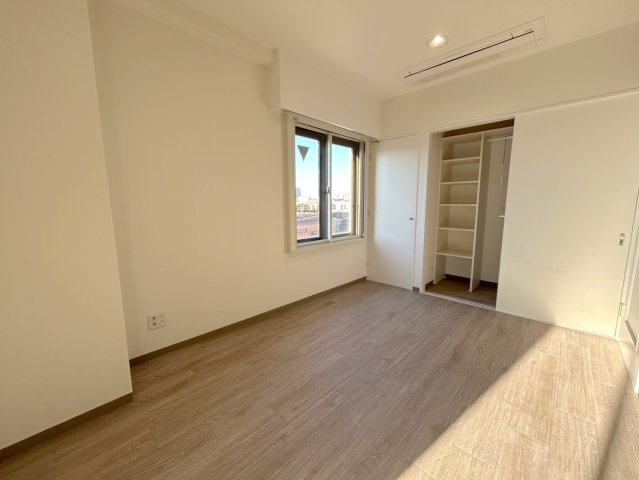 その他部屋・スペース　★明るいフロアタイルの角部屋です★