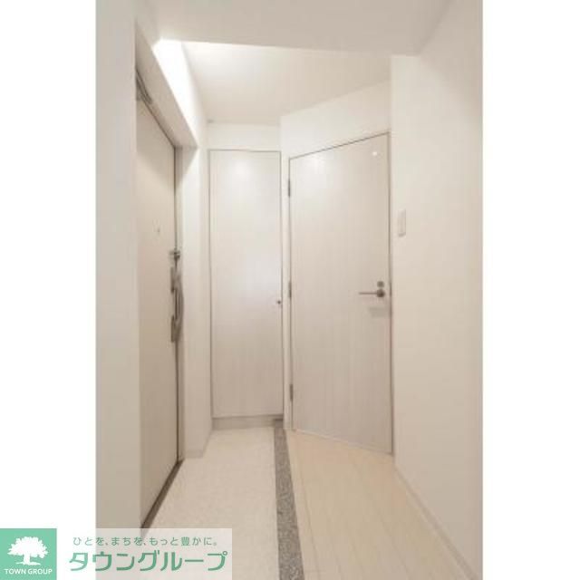 玄関　※写真は同タイプ住戸です。