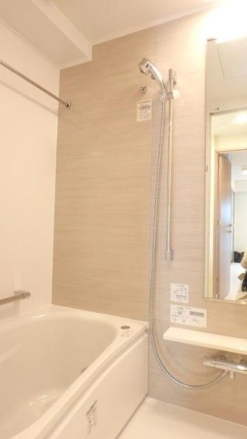 バス・シャワールーム　バスルーム