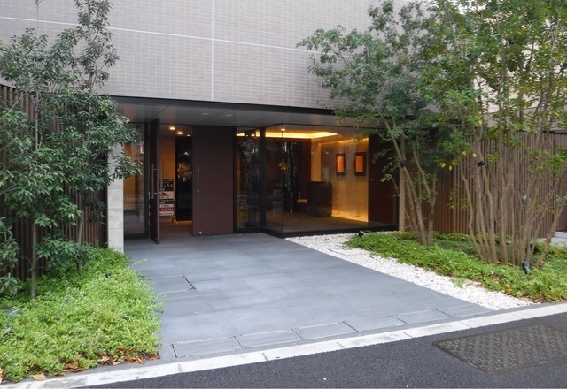 エントランス　エントランス部分