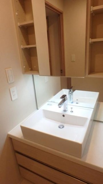 洗面設備　独立洗面台