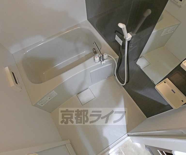 バス・シャワールーム　浴室です。