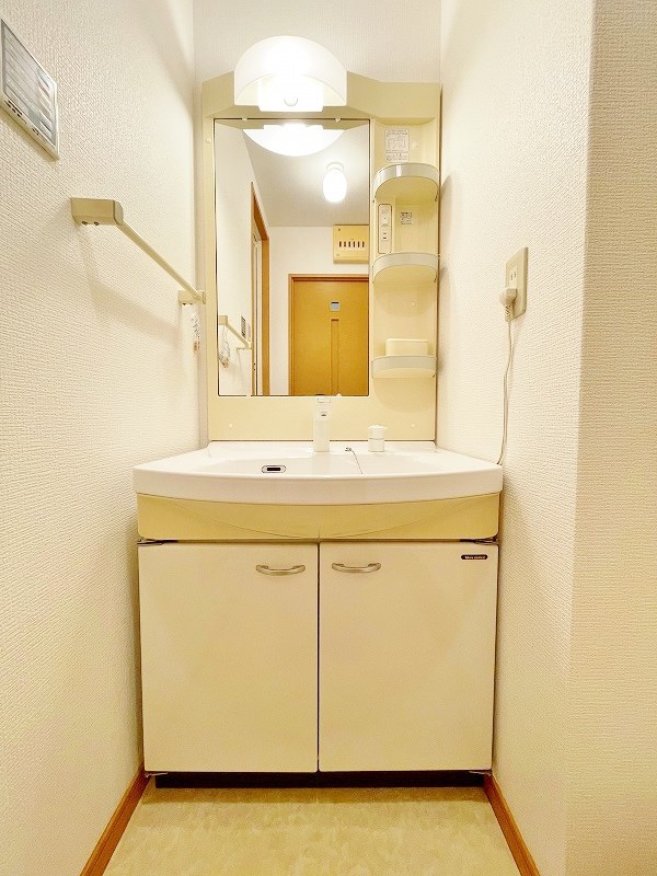 洗面設備　★洗面脱衣所/シャワー付き洗面台★
