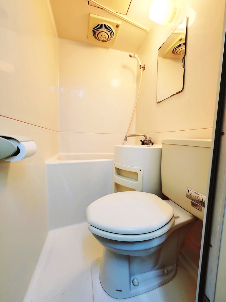 バス・シャワールーム