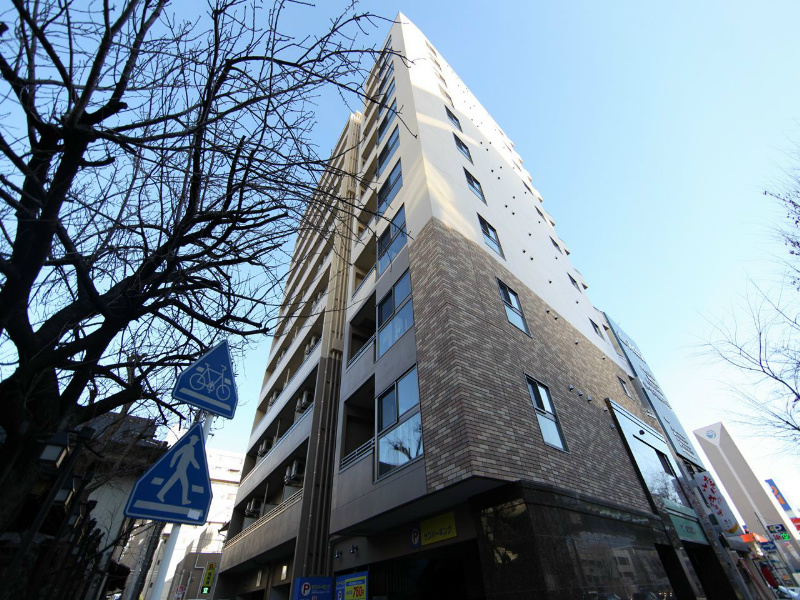 建物外観　外観　オートロック付　防犯カメラ付　宅配BOX付