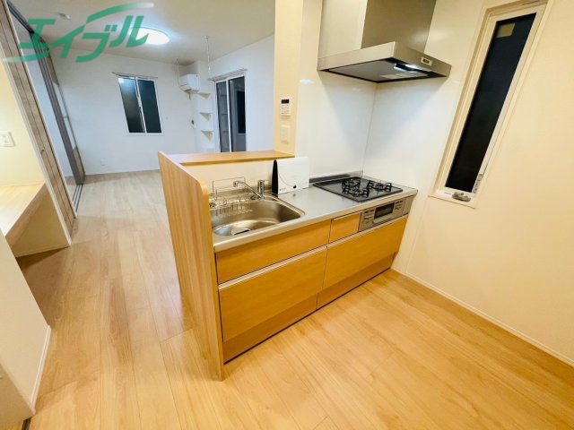 キッチン　同型参考写真