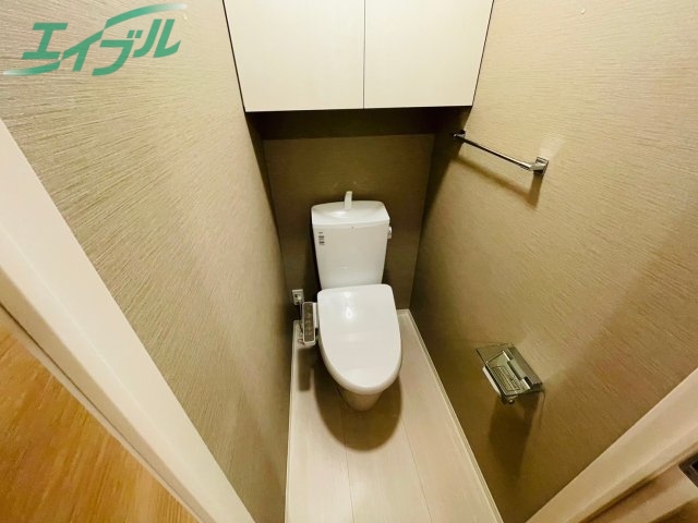 トイレ　同型参考写真