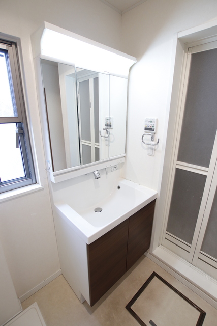 洗面設備　★独立洗面台で朝準備スムーズ★