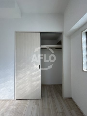 収納　プレジオ東三国　クローゼット