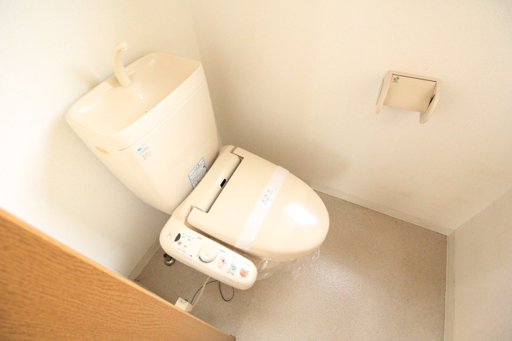 トイレ　温水洗浄便座☆