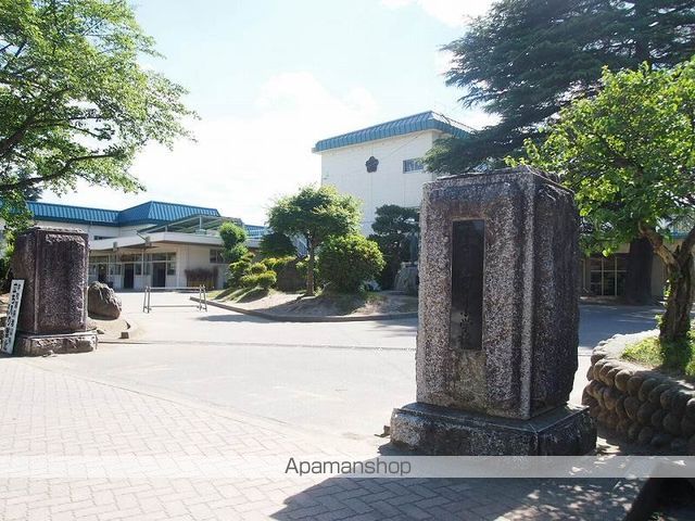 小学校　箕輪中部小学校（小学校）まで1100m