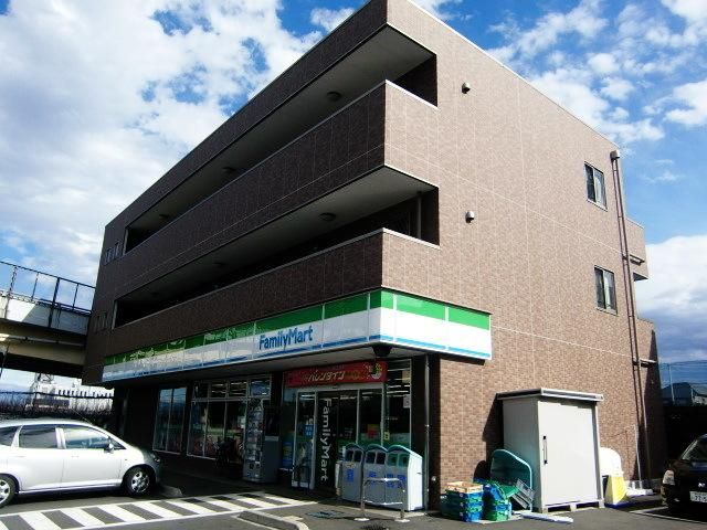 コンビニ　ファミリーマート市川北方二丁目店（コンビニ）まで709m