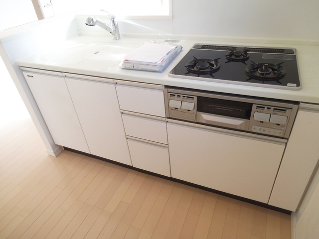 キッチン　3口ガスコンロのシステムキッチン！