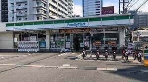 コンビニ　ファミリーマート海老江一丁目店（コンビニ）まで153m