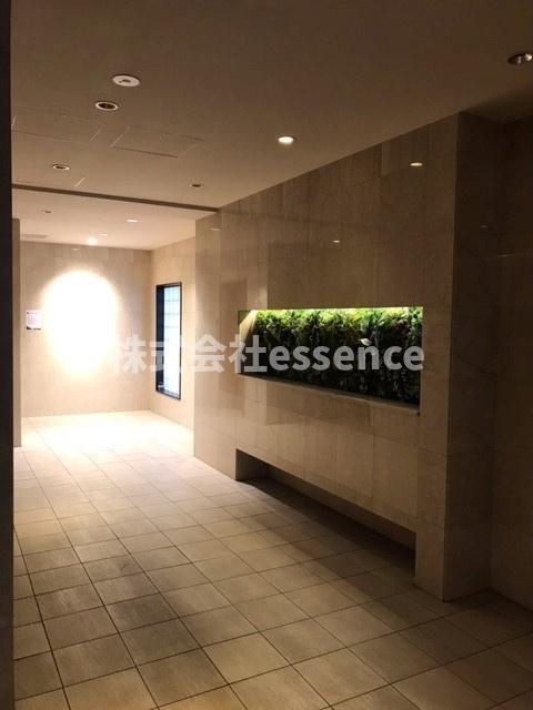 ロビー　弊社ではオンライン対応・現地対応可能です♪