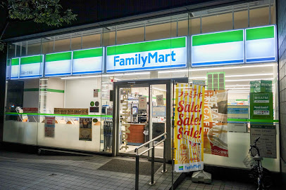 コンビニ　ファミリーマート 三田一丁目店（コンビニ）まで126m