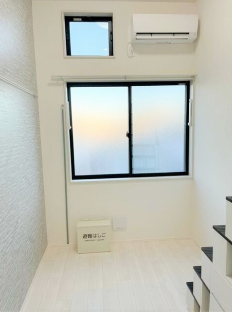 居室・リビング　同仕様参考写真