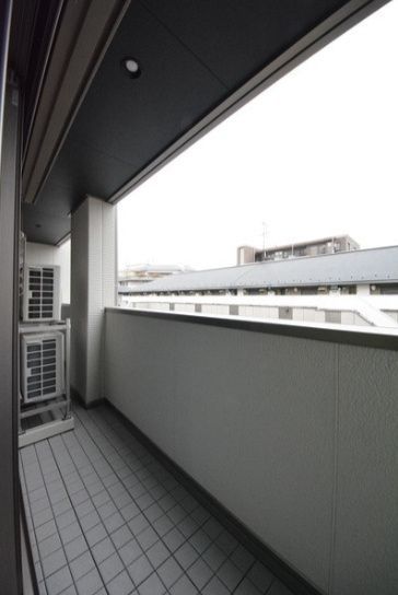 バルコニー　☆日当たり良好なバルコニー☆