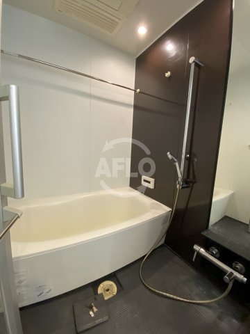 バス・シャワールーム　リバーサイドタワー中之島　風呂