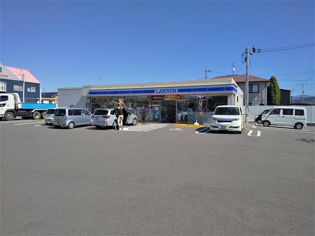 コンビニ　ローソン　松前郵便局前店（コンビニ）まで394m