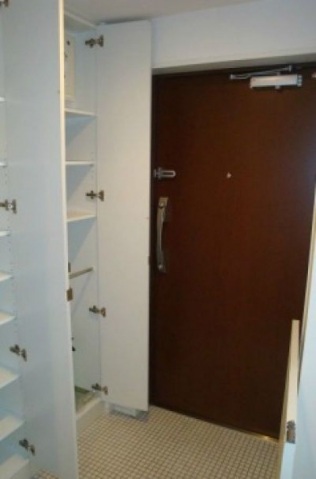 玄関　※別部屋参照