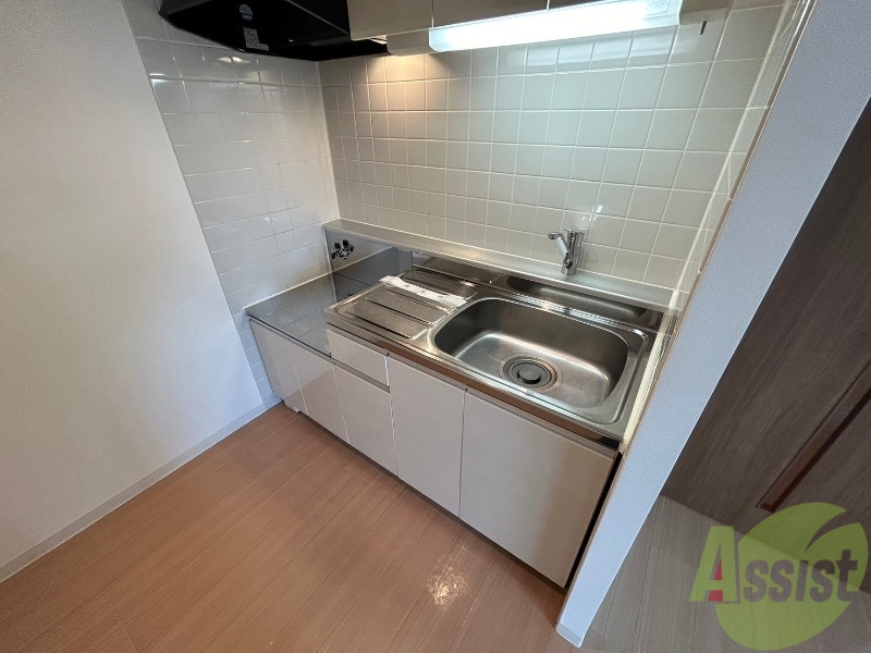 キッチン　キッチンです。ご自身でコンロを設置していただけます。