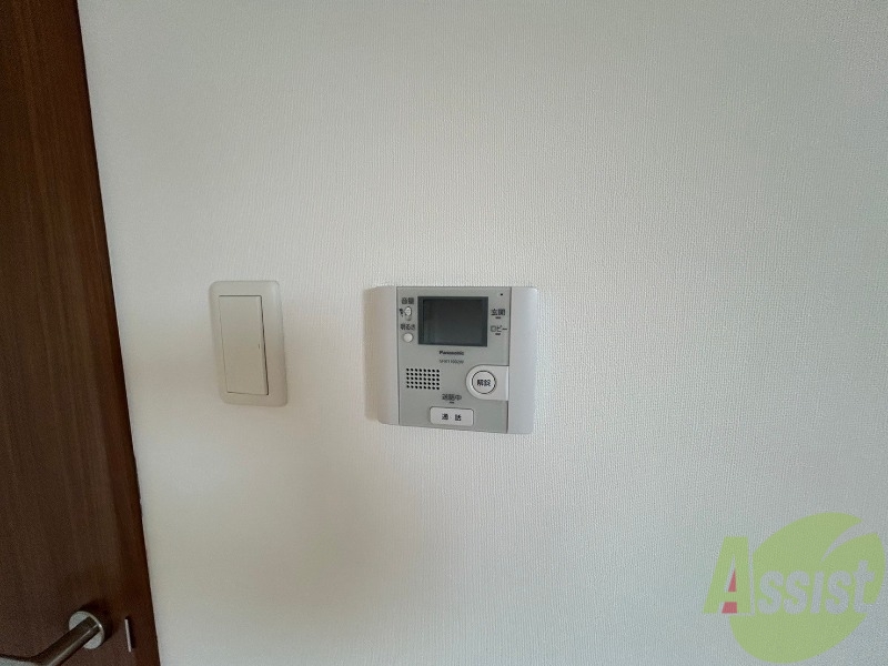 その他設備　ＴＶモニター付インターホンです。来客者の顔が見えるので安心！