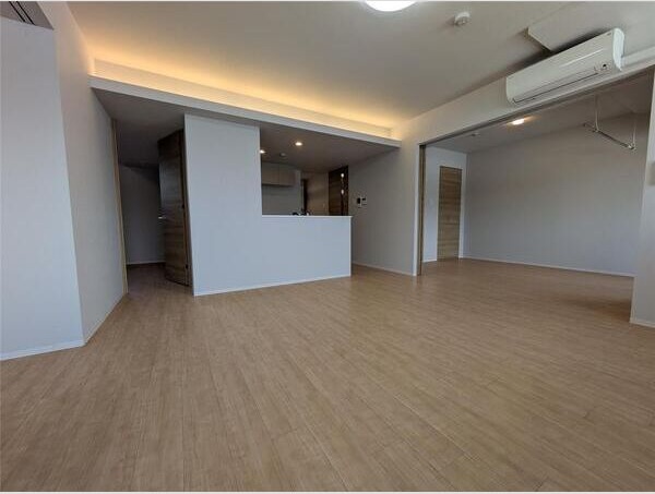 居室・リビング　☆13.4帖の広々としたリビングです！