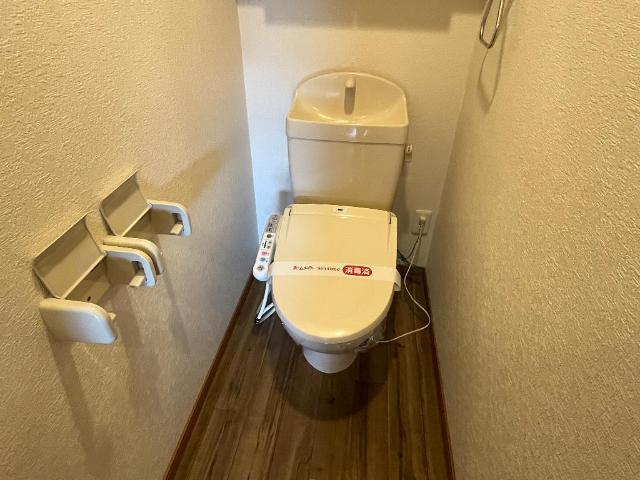 トイレ　シャワー付トイレ