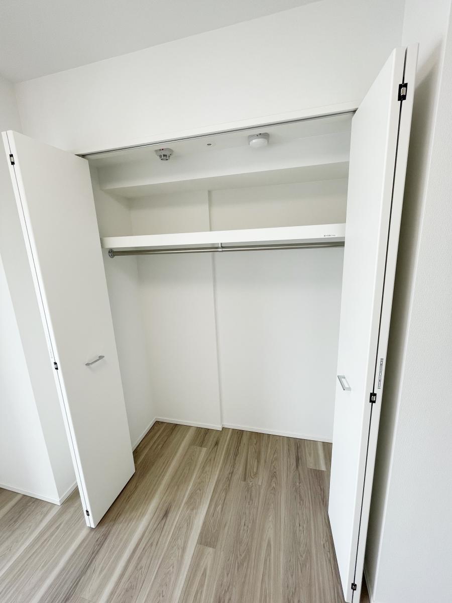 収納　※反転タイプの写真を使用しています。