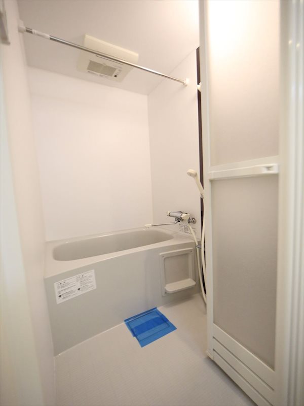 バス・シャワールーム　バスルーム　浴室暖房乾燥機付き