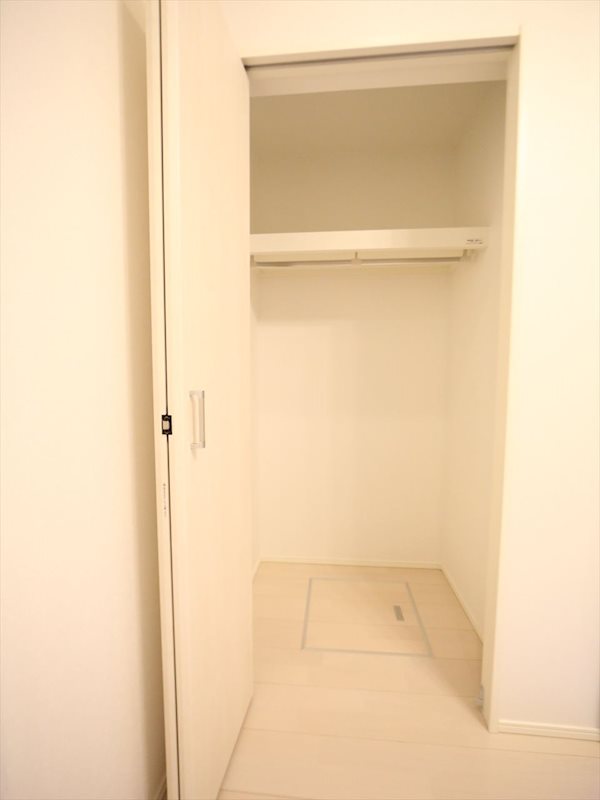 収納　クローゼット（収納充実してます）