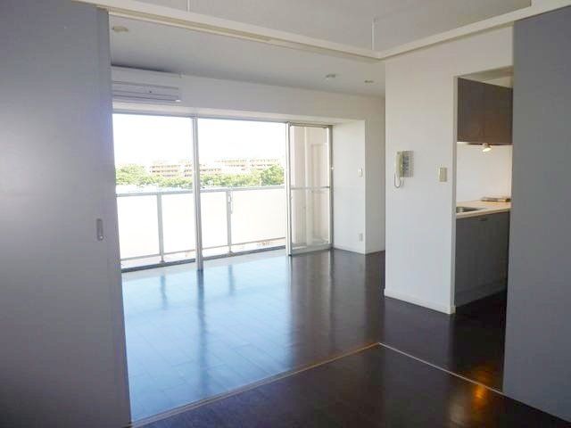 居室・リビング　★キレイな内装★