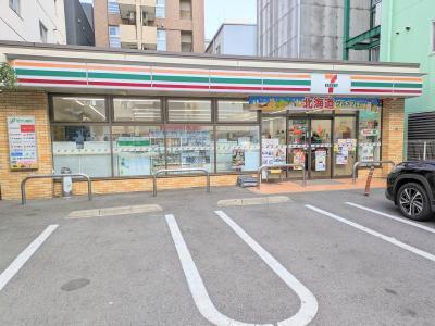 コンビニ　セブンイレブン名古屋新栄１瓦町店（コンビニ）まで216m