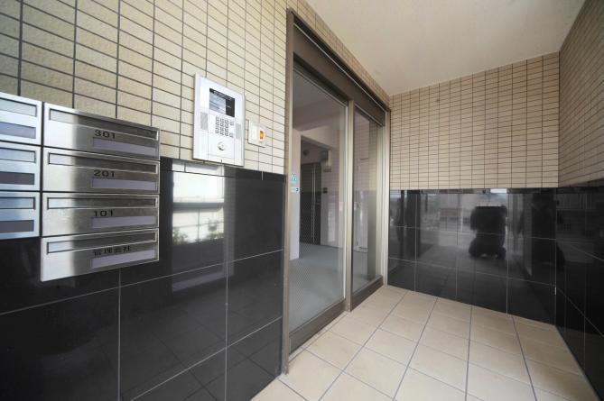 エントランス　エントランス