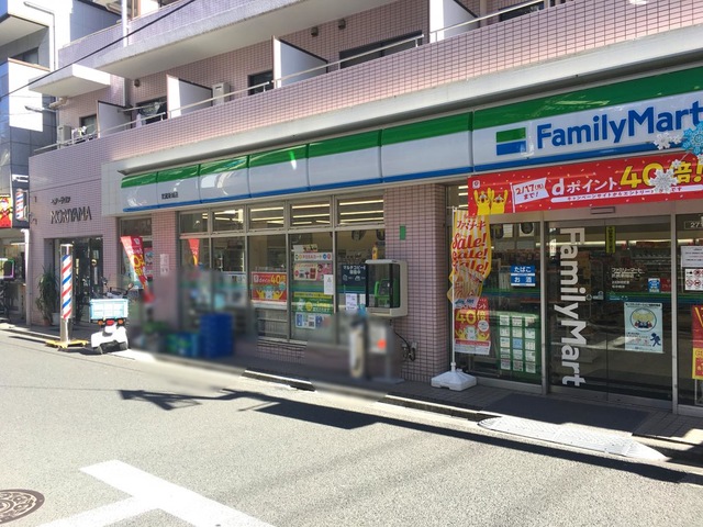 コンビニ　ファミリーマート（コンビニ）まで499m